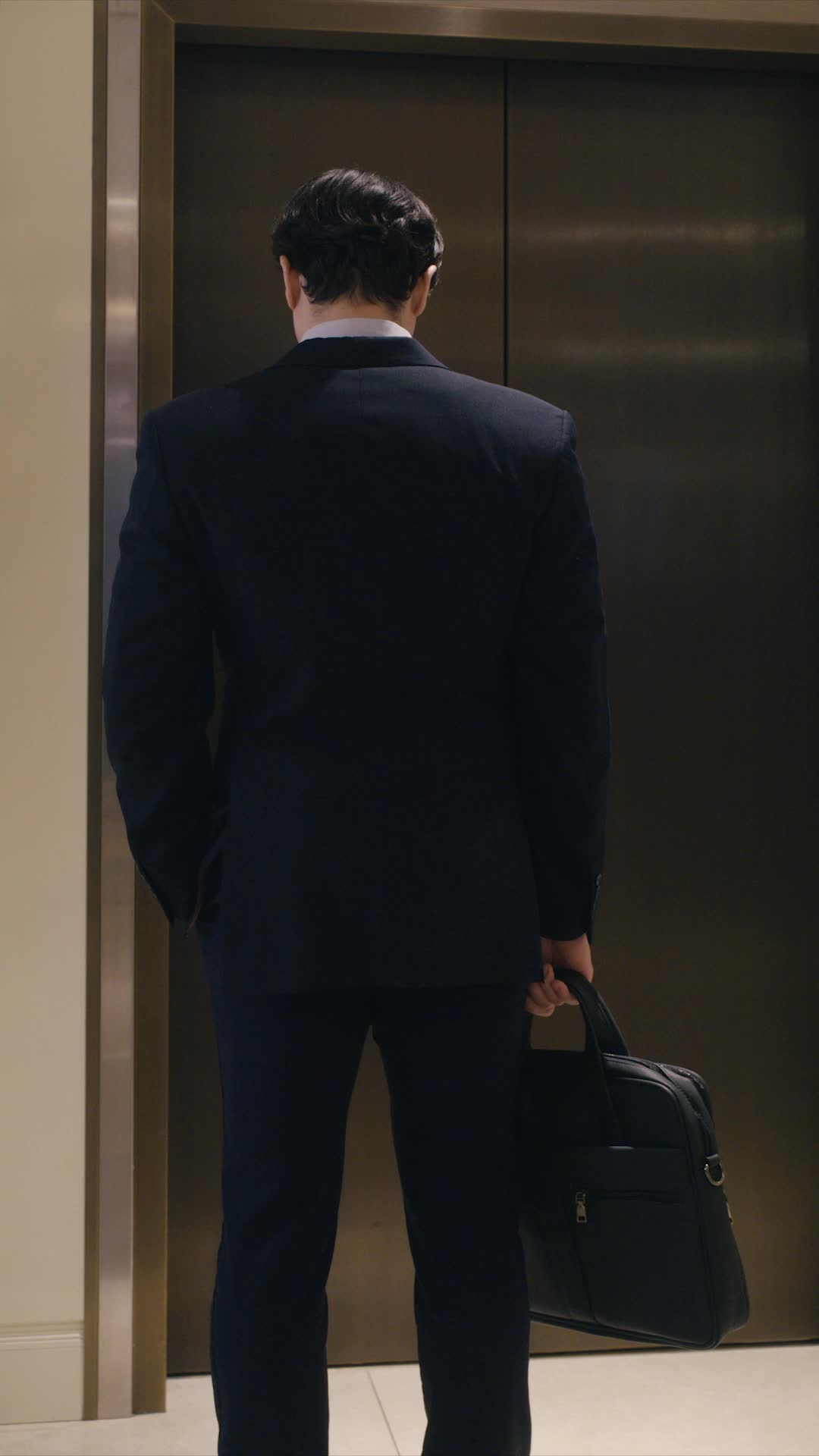 Episódio 64 de Meu marido secreto é meu chefe