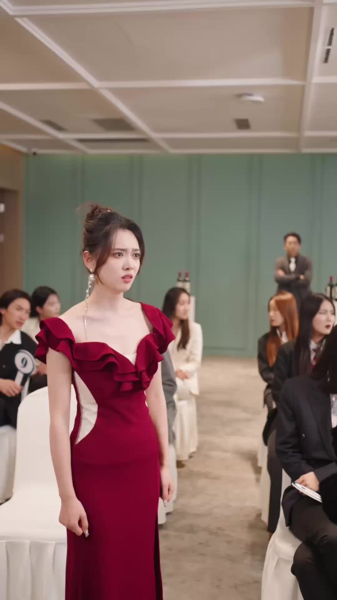 Episódio 18 de Minha ex-mulher floresce após divórcio