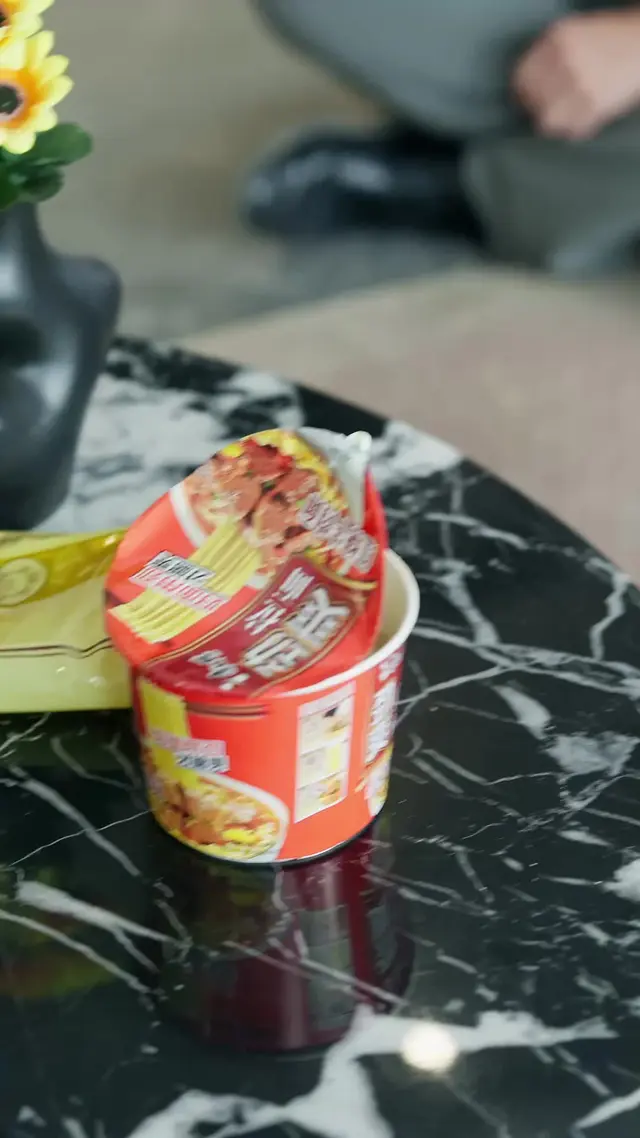 Episódio 12 de Minha noiva carregava o filho do meu irmão — eu me casei com outra