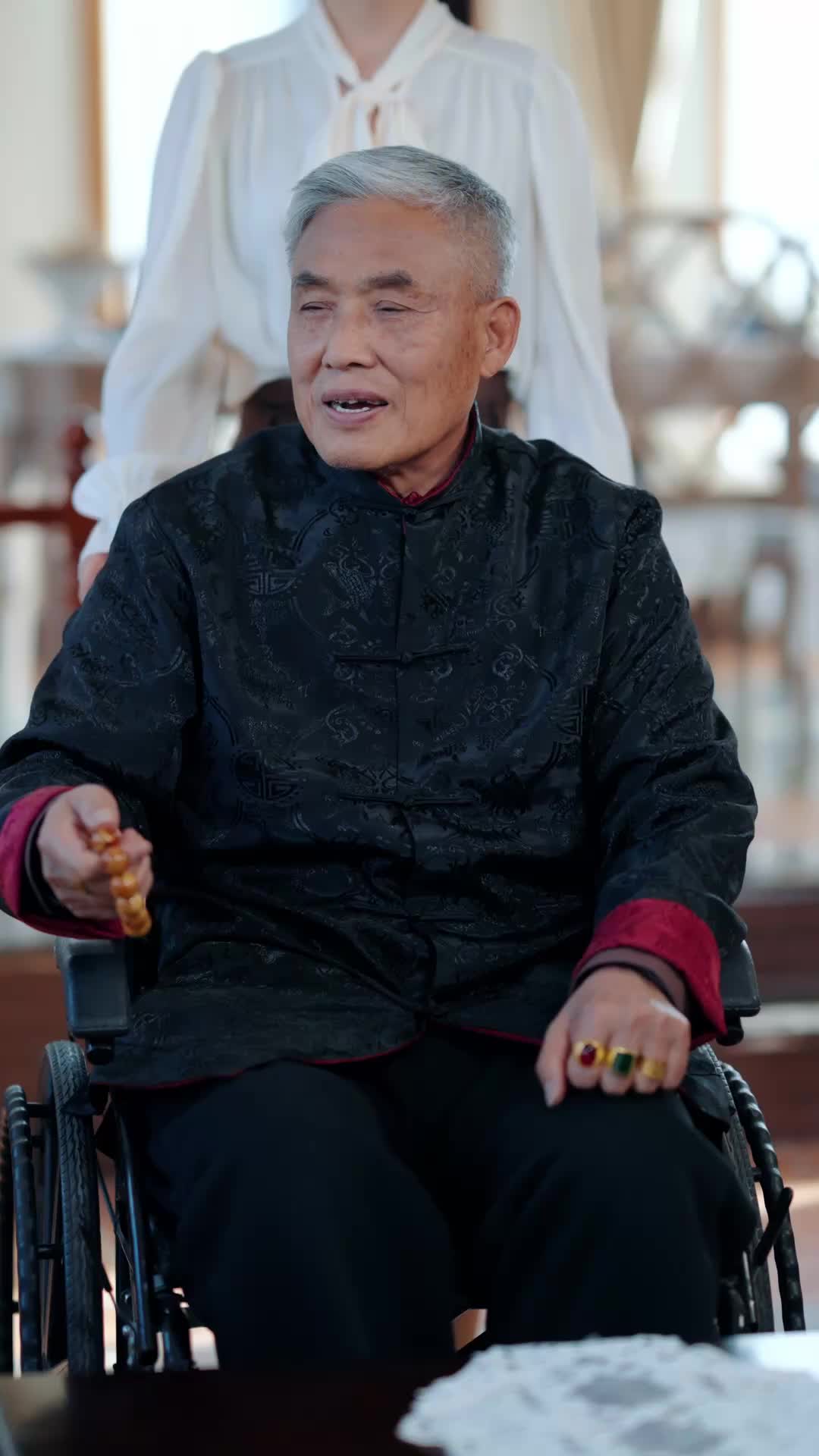 Episódio 35 de Morri no Trabalho, Ganhei uma Família