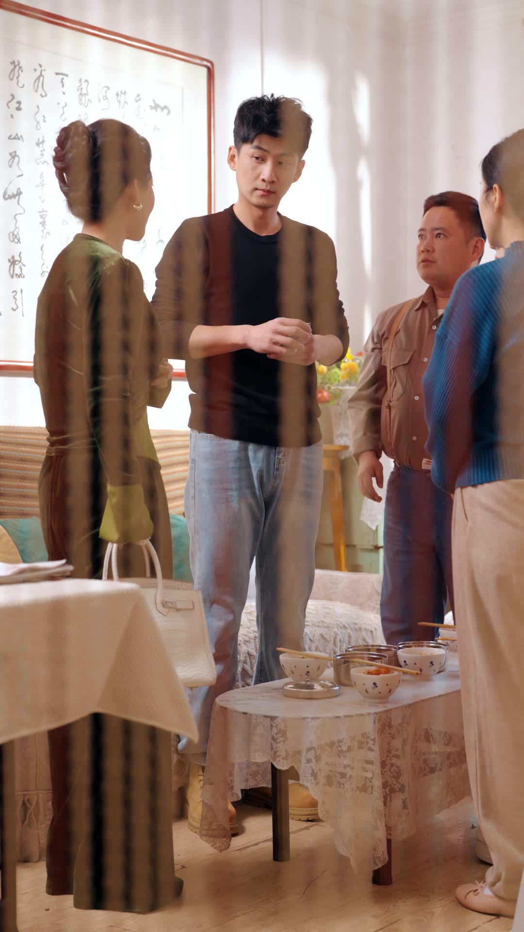 Episódio 6 de Morri no Trabalho, Ganhei uma Família