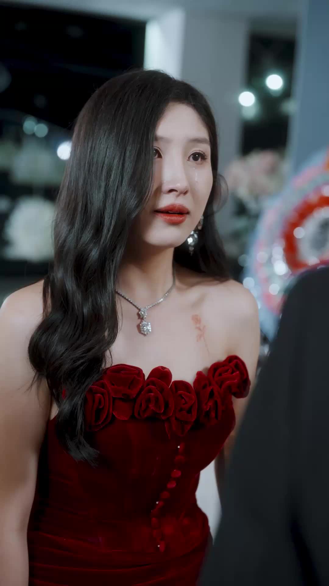 Episódio 53 de Mulher Alterada se Vinga e Recebe Tudo de Volta