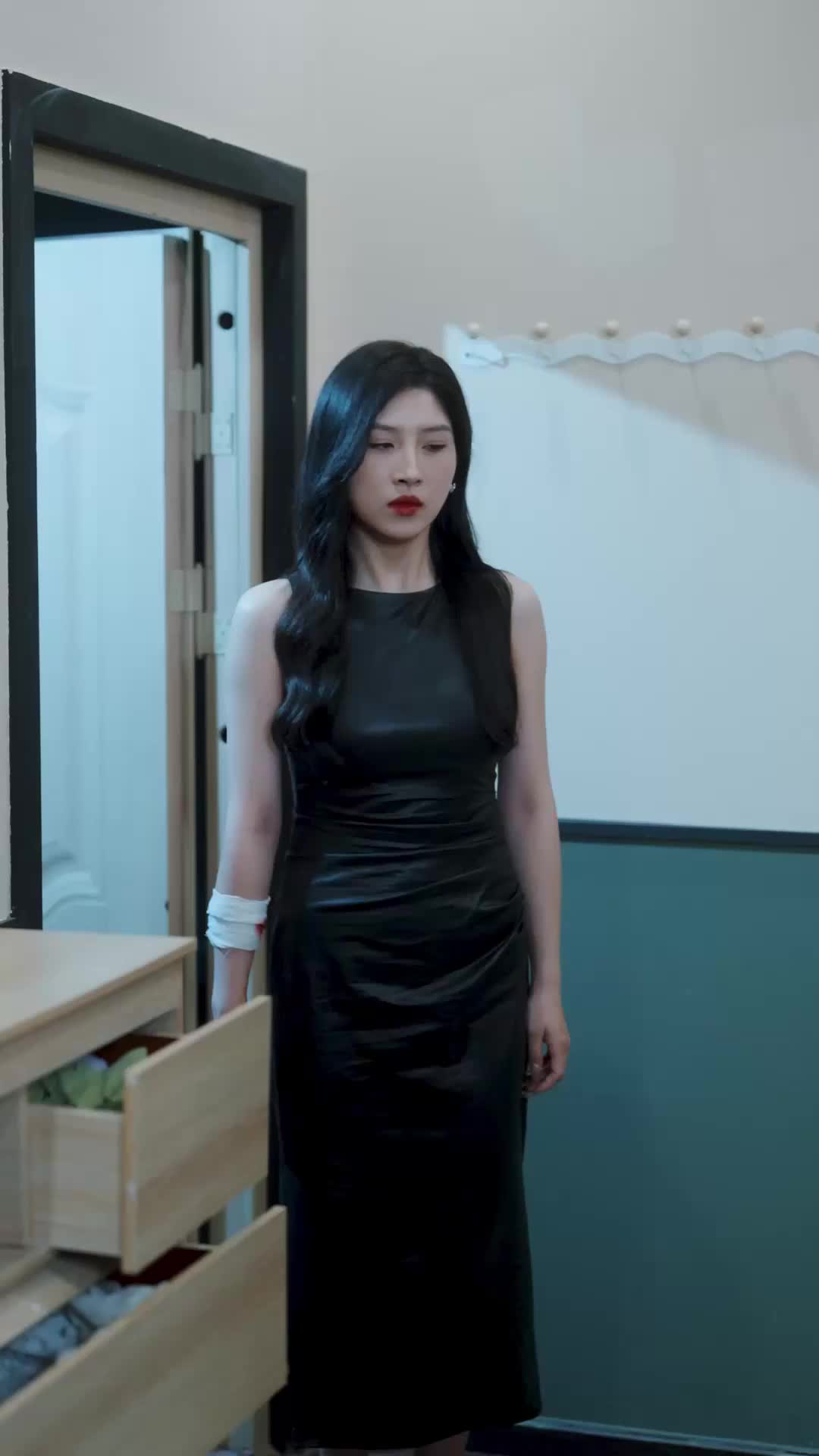 Episódio 56 de Mulher Alterada se Vinga e Recebe Tudo de Volta