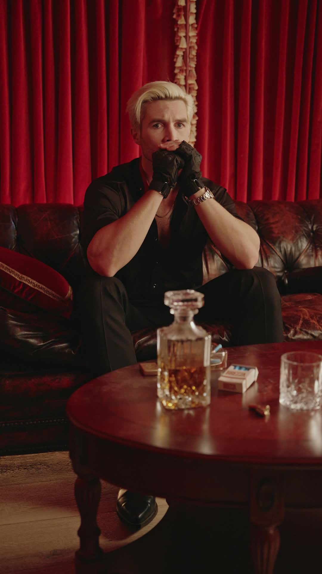 Episódio 17 de Na Jaula do Mafioso Perverso