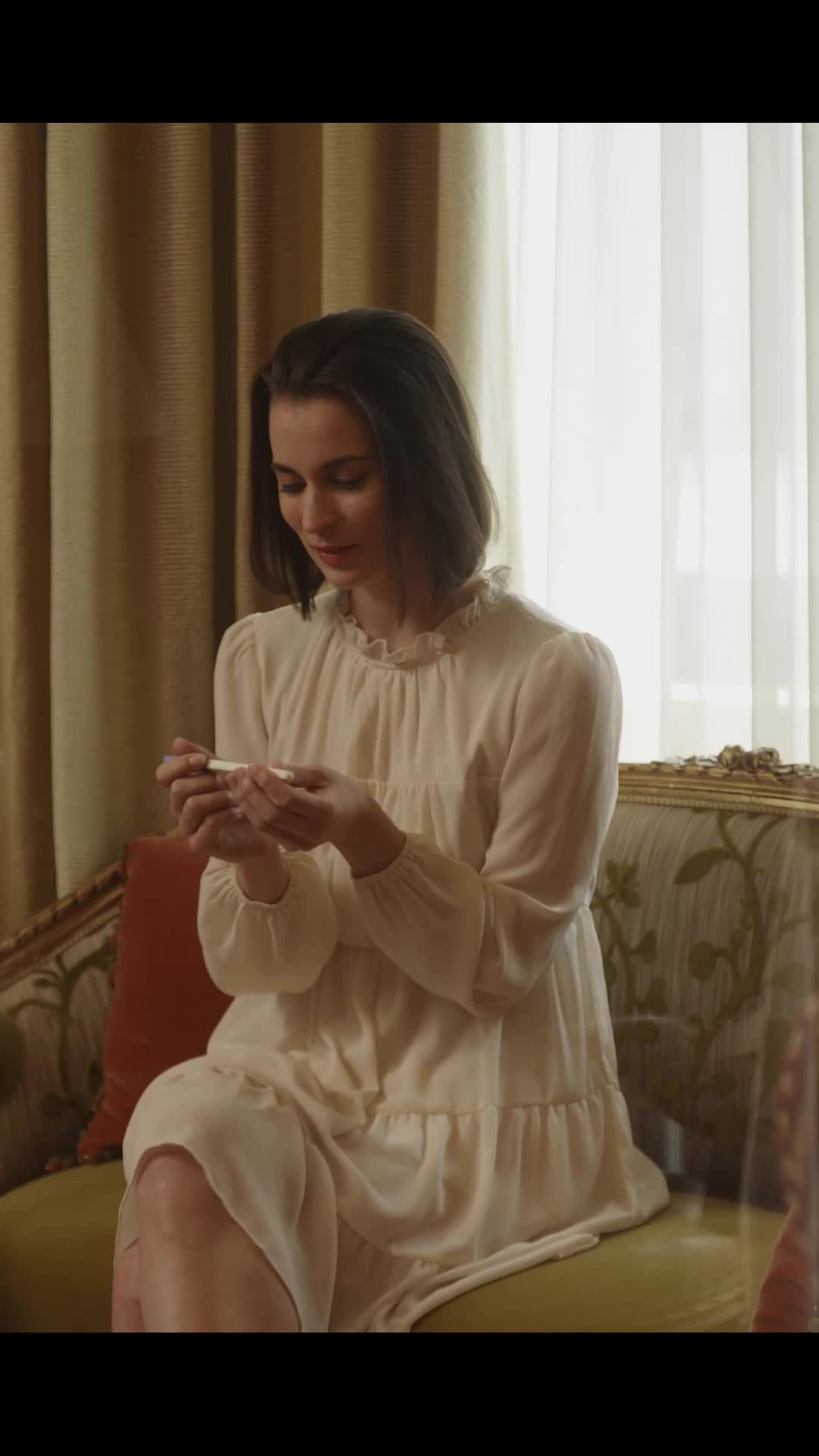 Episódio 1 de Nunca se divorcie de uma herdeira bilionária secreta