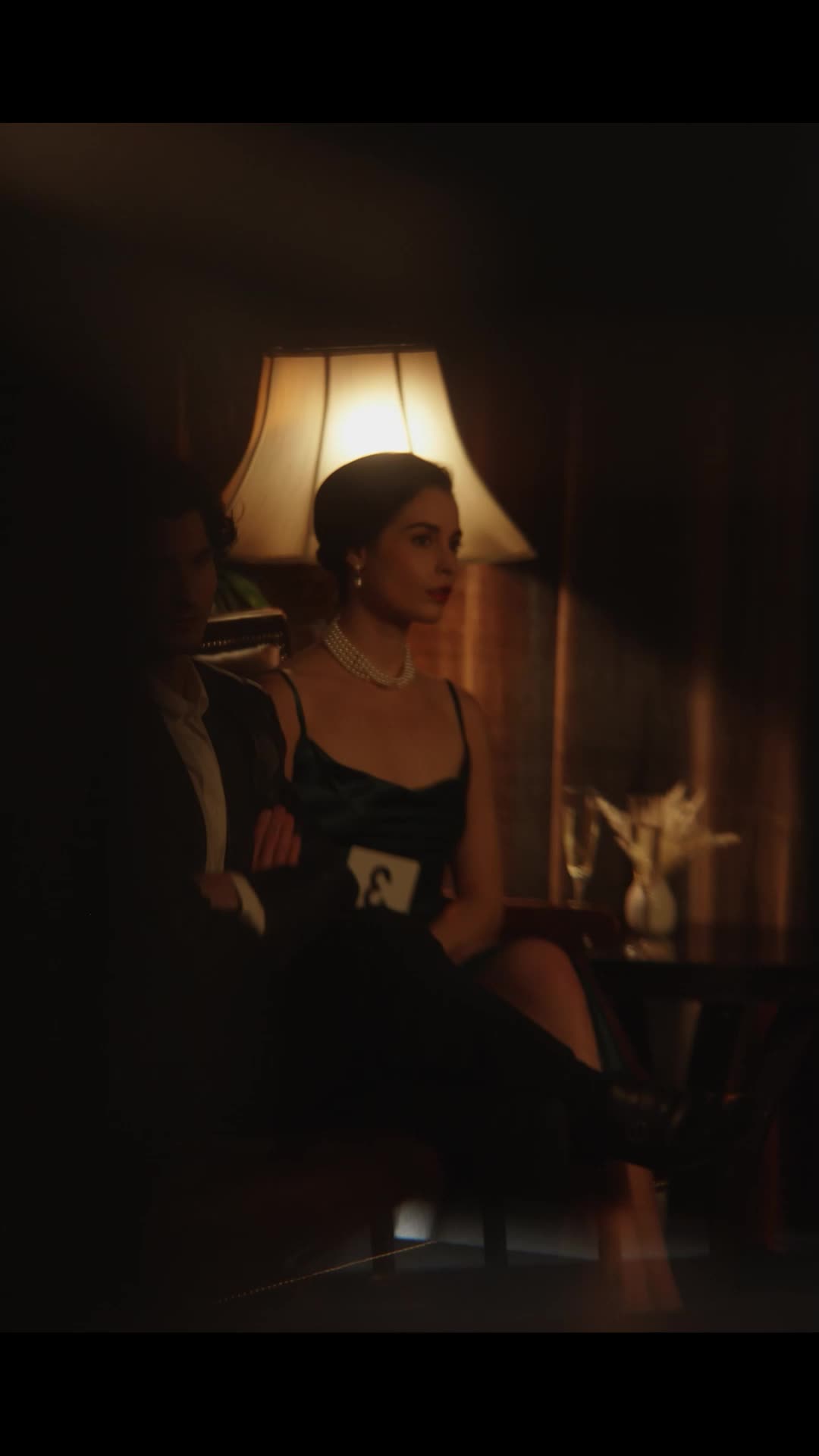 Episódio 12 de Nunca se divorcie de uma herdeira bilionária secreta