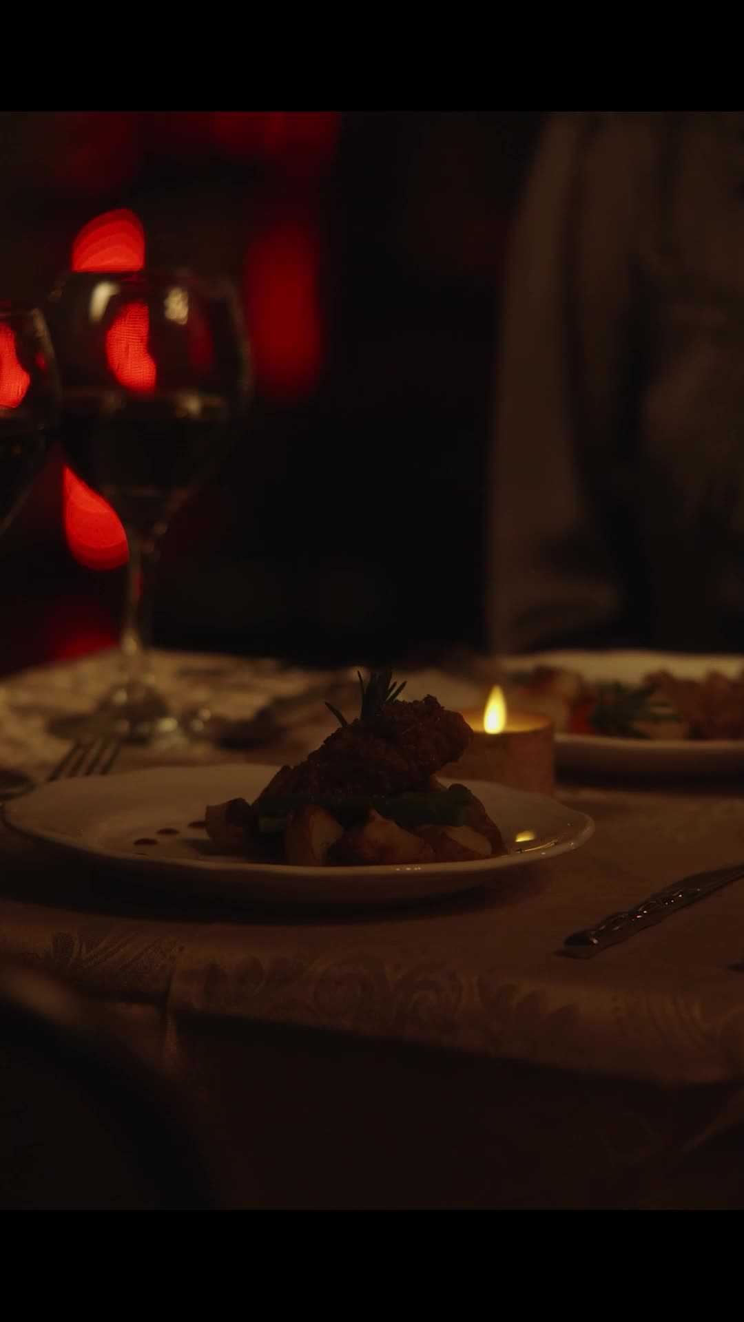 Episódio 17 de Nunca se divorcie de uma herdeira bilionária secreta