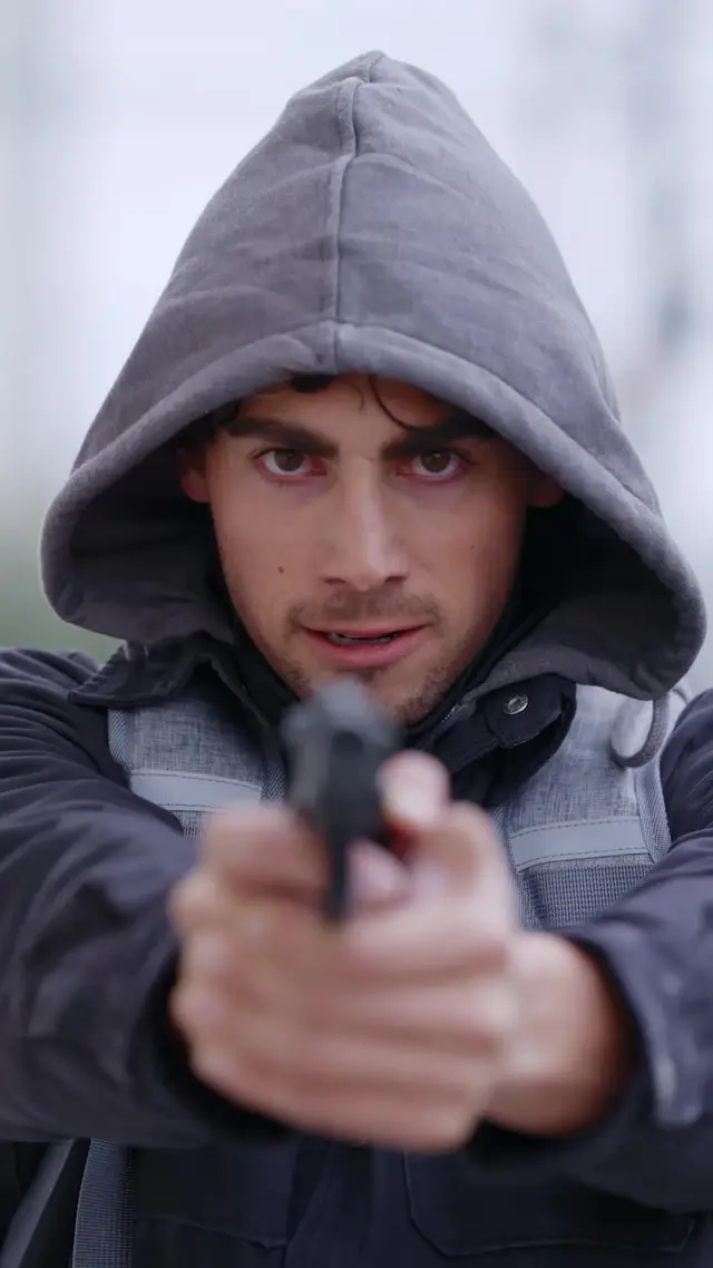 Episódio 10 de O Ajustador