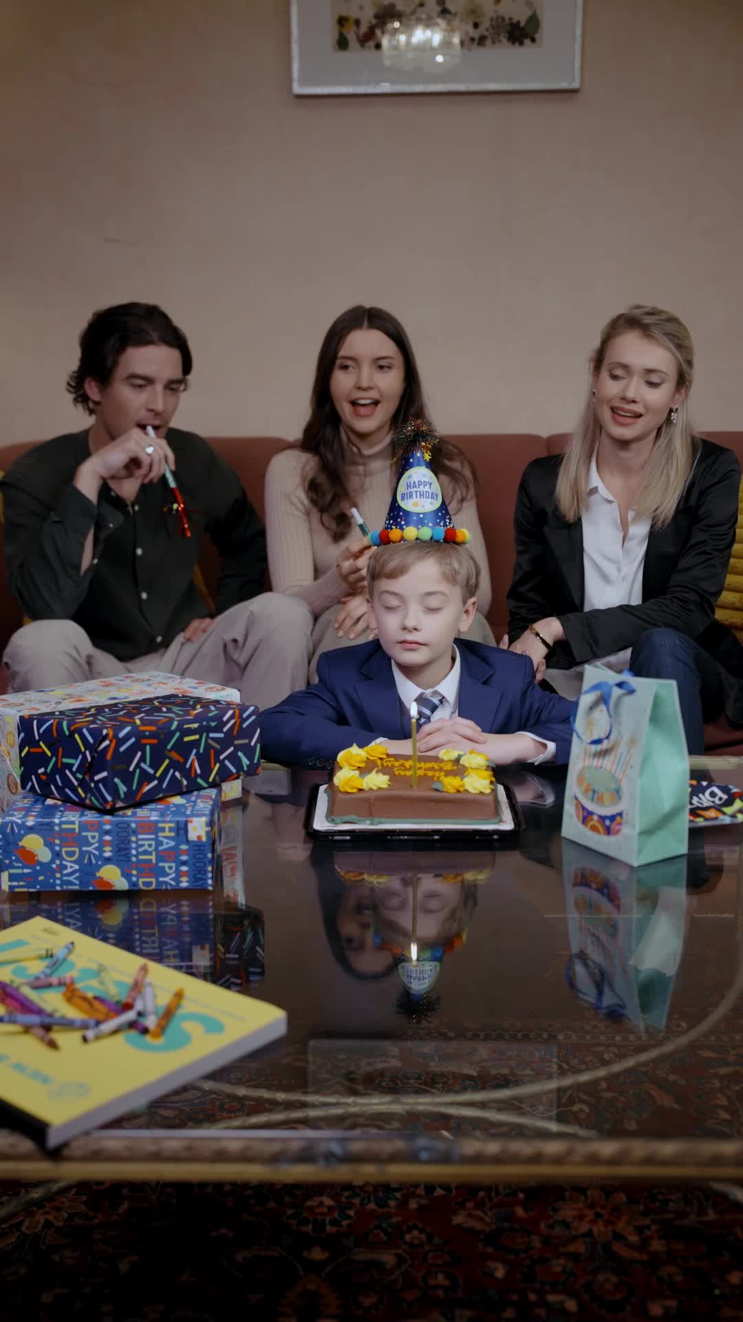 Episódio 13 de O Bebê Gênio Salva o Papá
