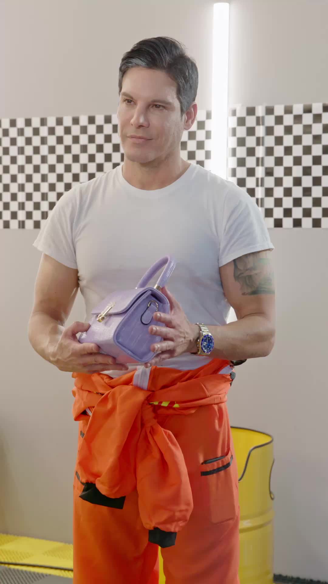 Episódio 40 de O Bilionário Escondido na Primeira Classe