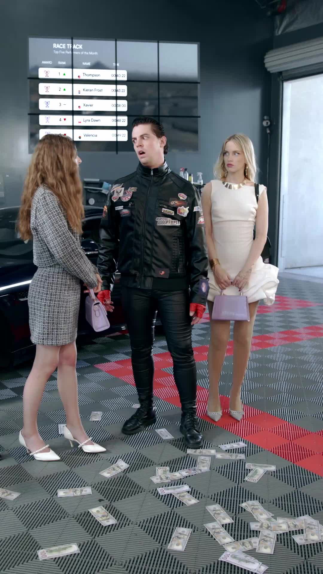 Episódio 56 de O Bilionário Escondido na Primeira Classe