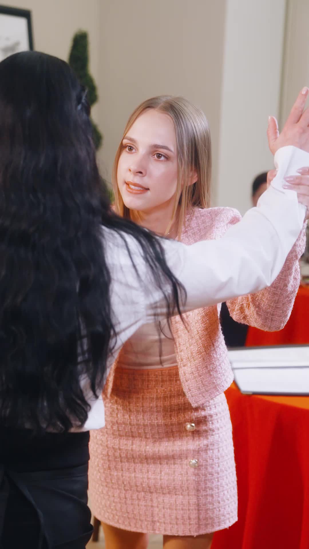 Episódio 20 de O bilionário se casou com uma garota sem-teto