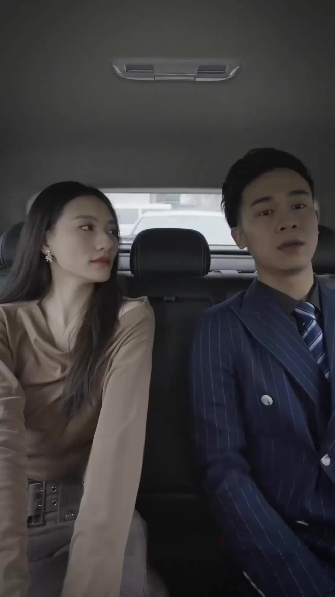 Episódio 47 de O CEO Astuto e Sua Esposa Irresistível