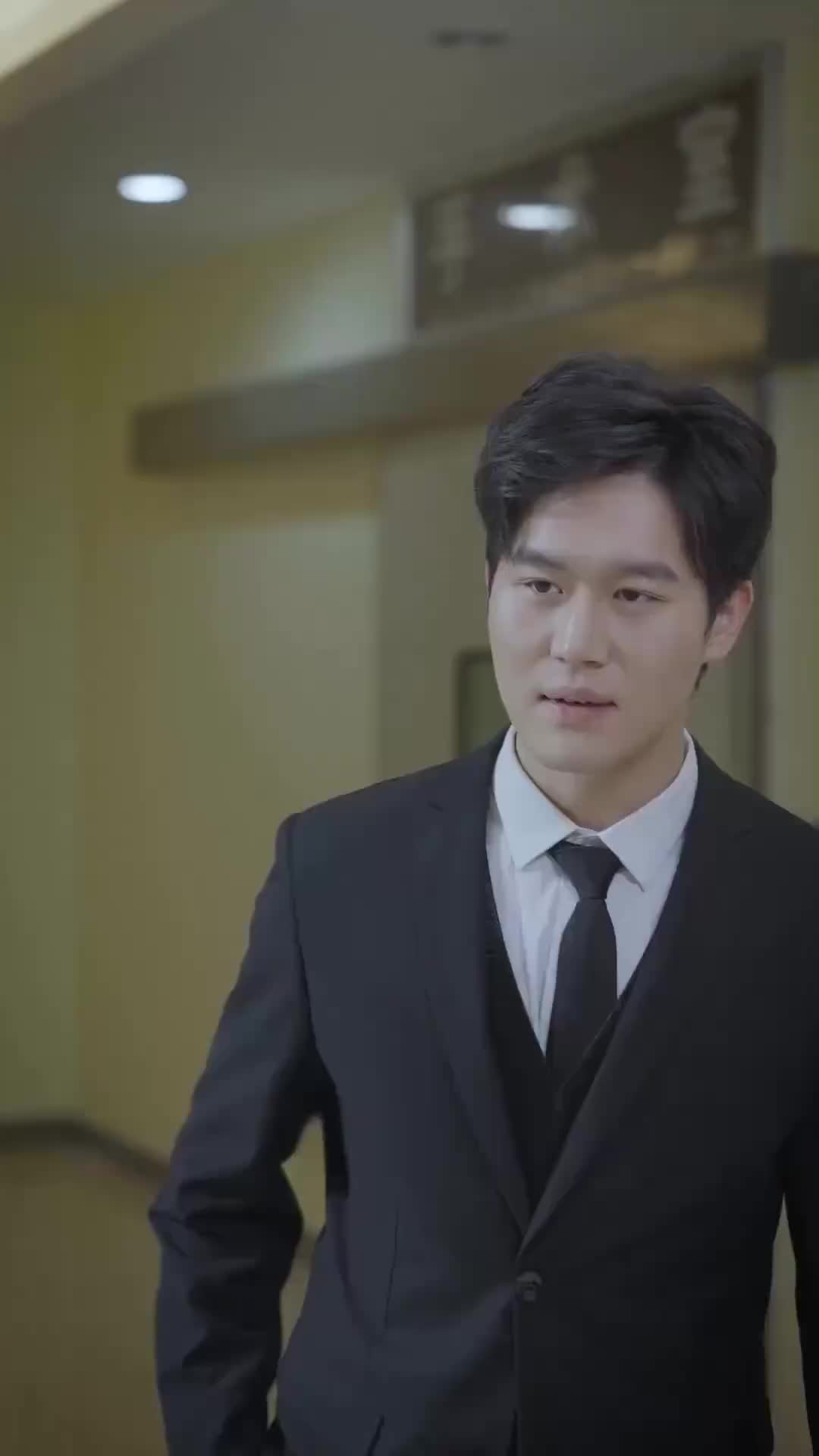 Episódio 79 de O CEO Astuto e Sua Esposa Irresistível