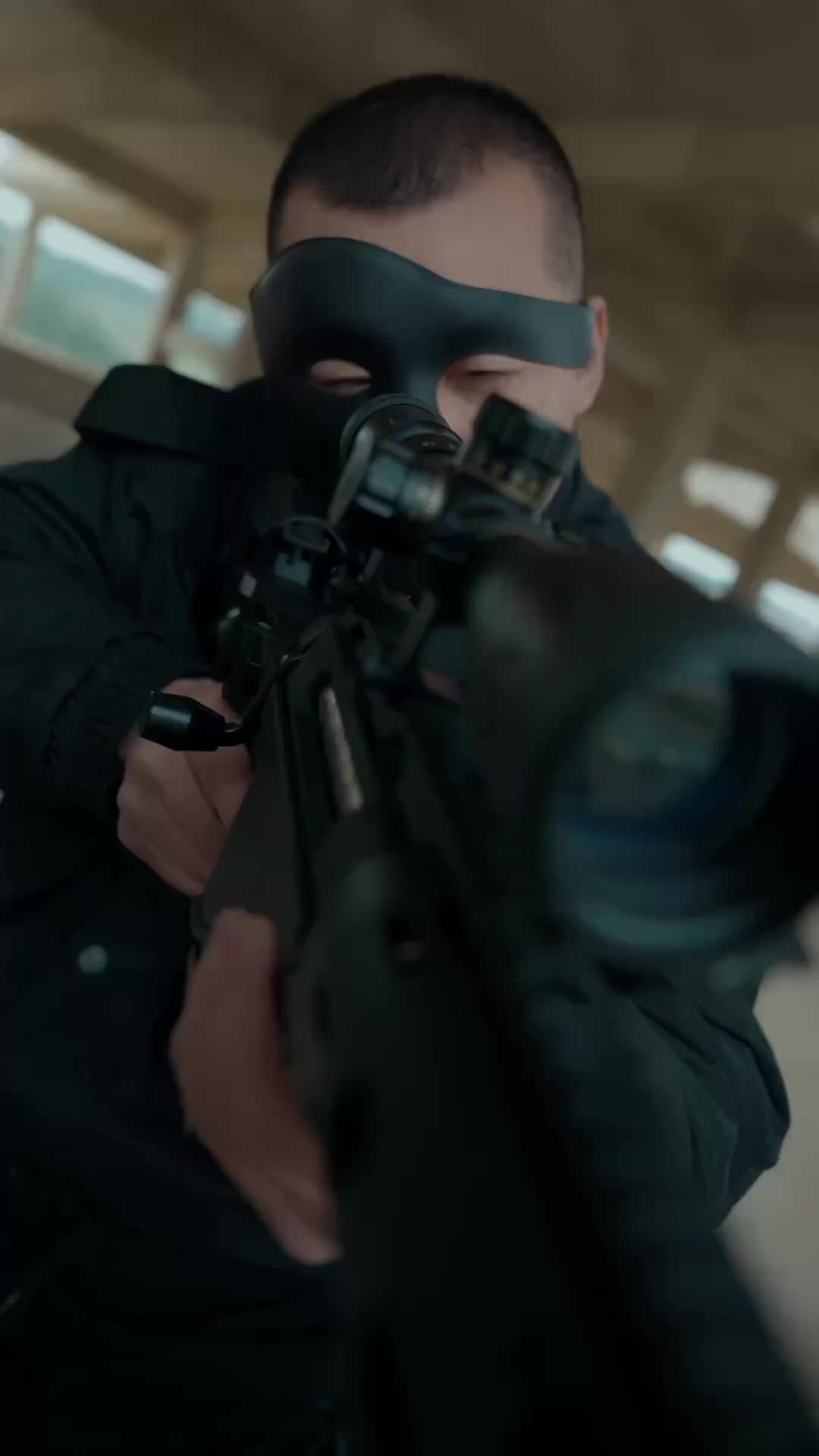 Episódio 13 de O Guarda-Costas Imbatível