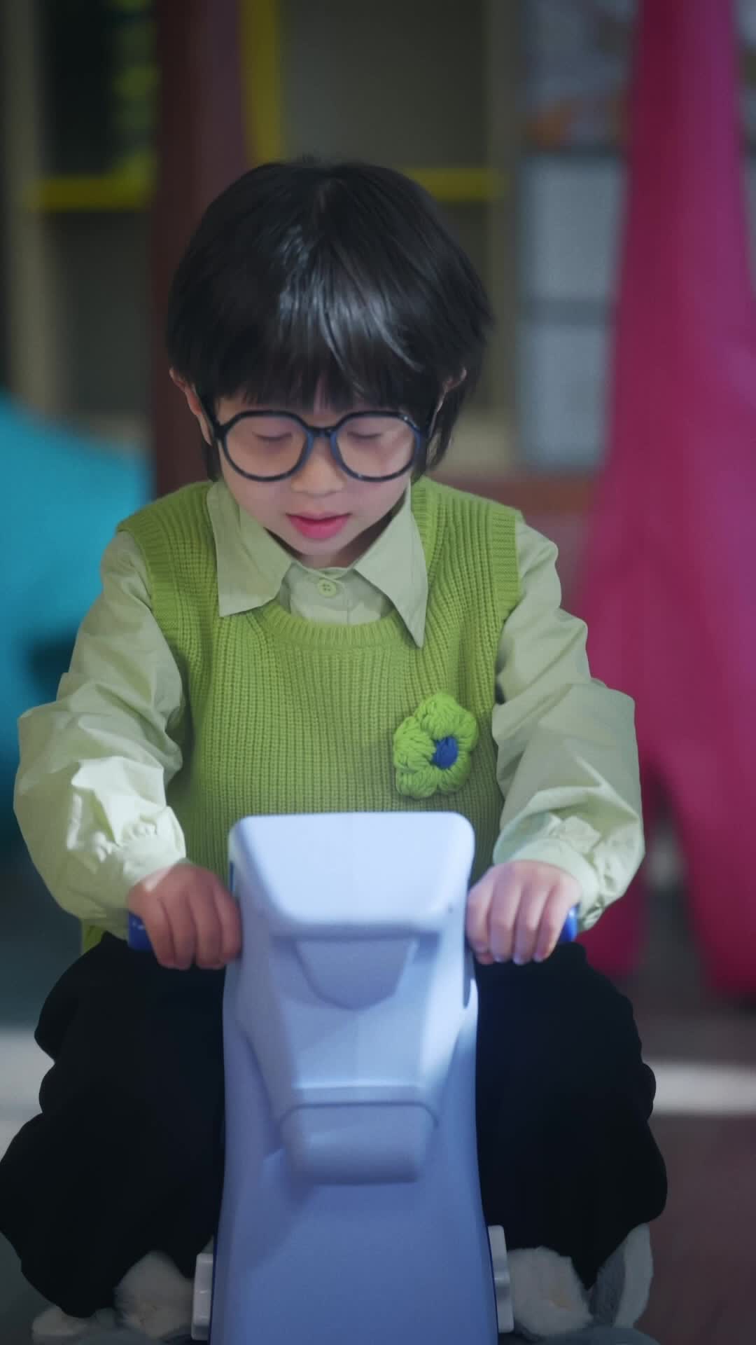 Episódio 15 de Os Três Filhos Mimam a Mamãe
