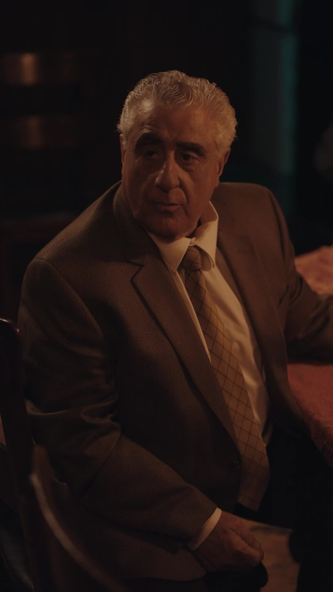 Episódio 38 de Preso pela Vingança: Dormindo com o Inimigo