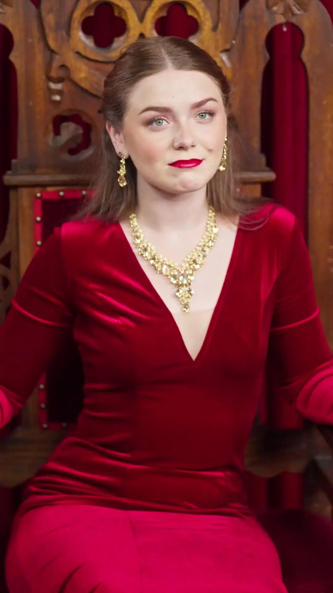 Episódio 35 de Rainha Alfa Traída Ressurge das Cinzas