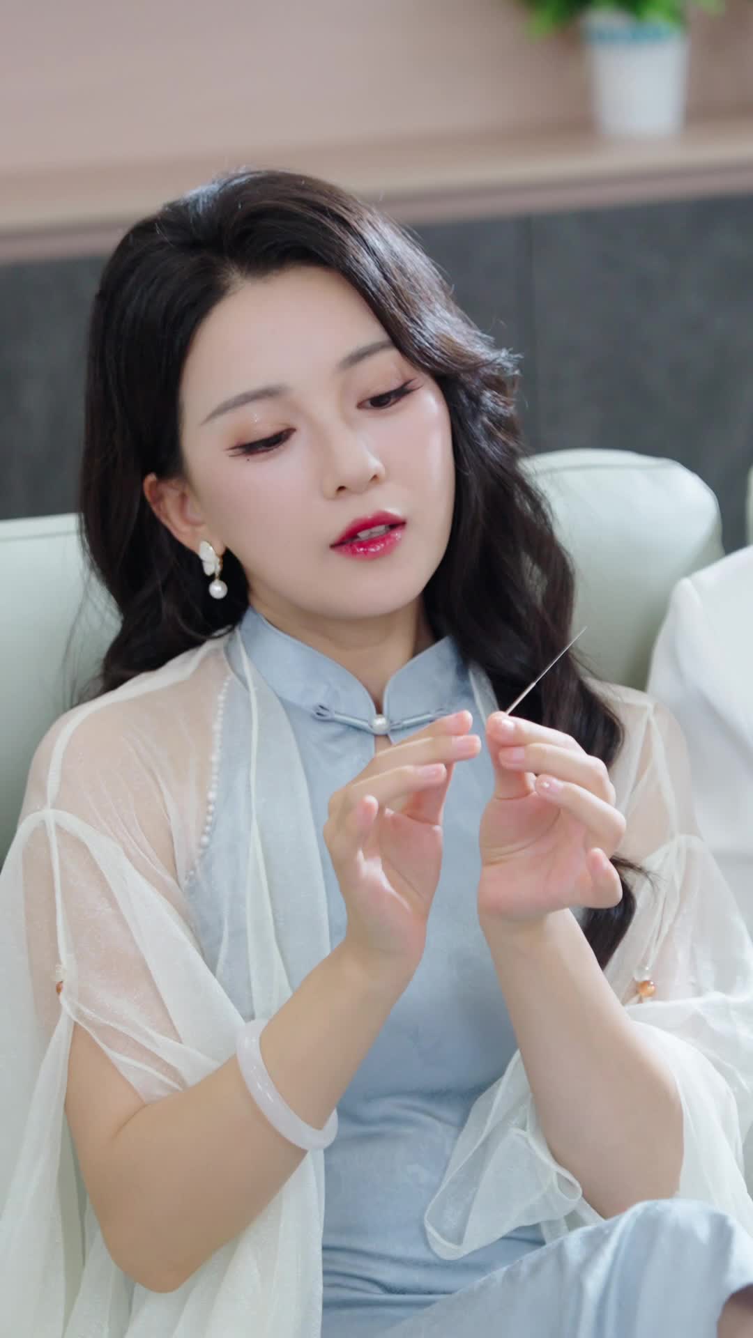 Episódio 36 de Rainha Renascida no Mundo Moderno