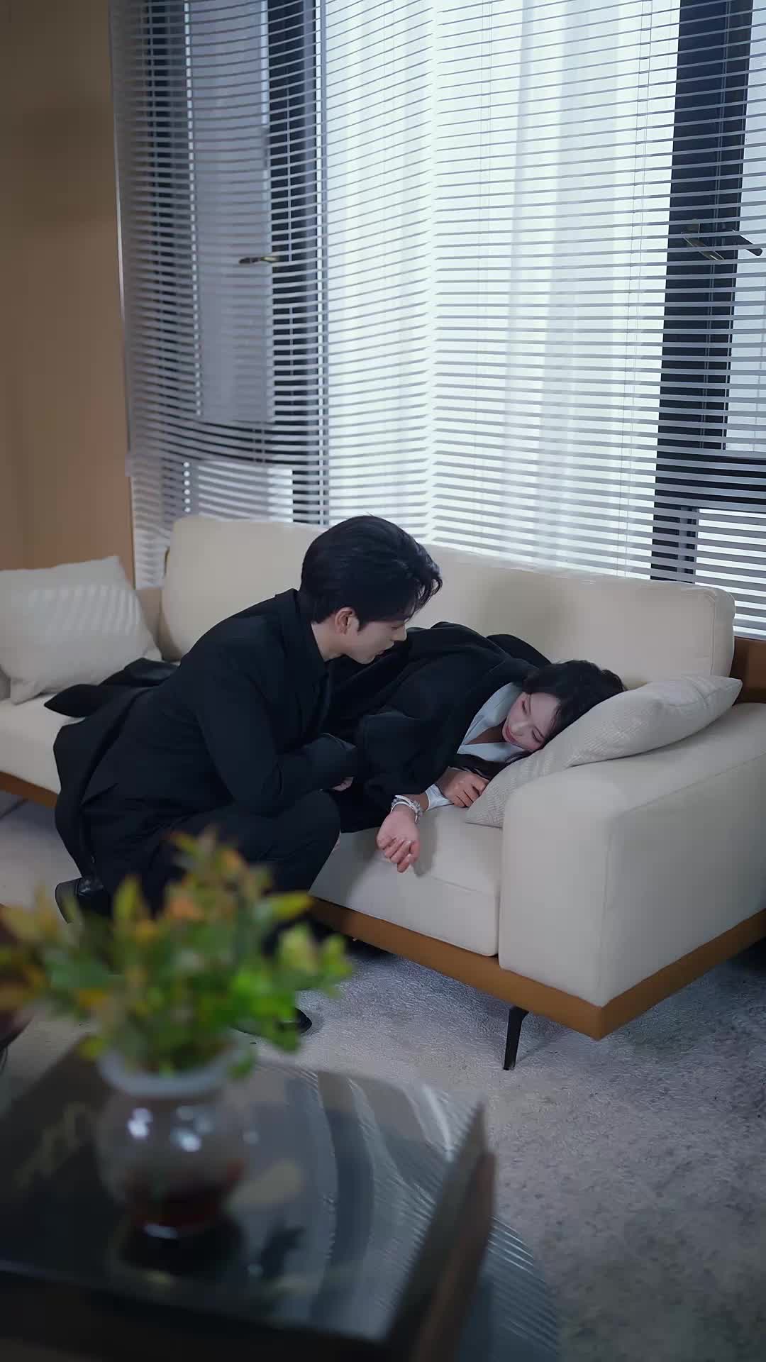 Episódio 12 de Reencontro na feira das vaidades