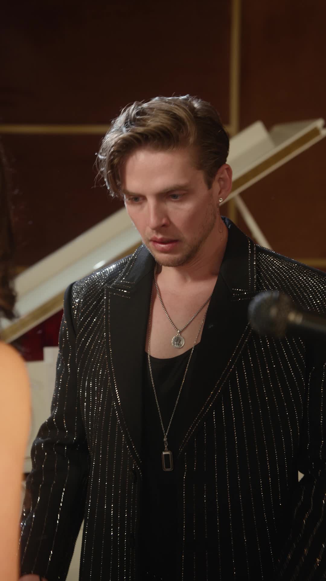 Episódio 28 de Romance nos bastidores com o popstar