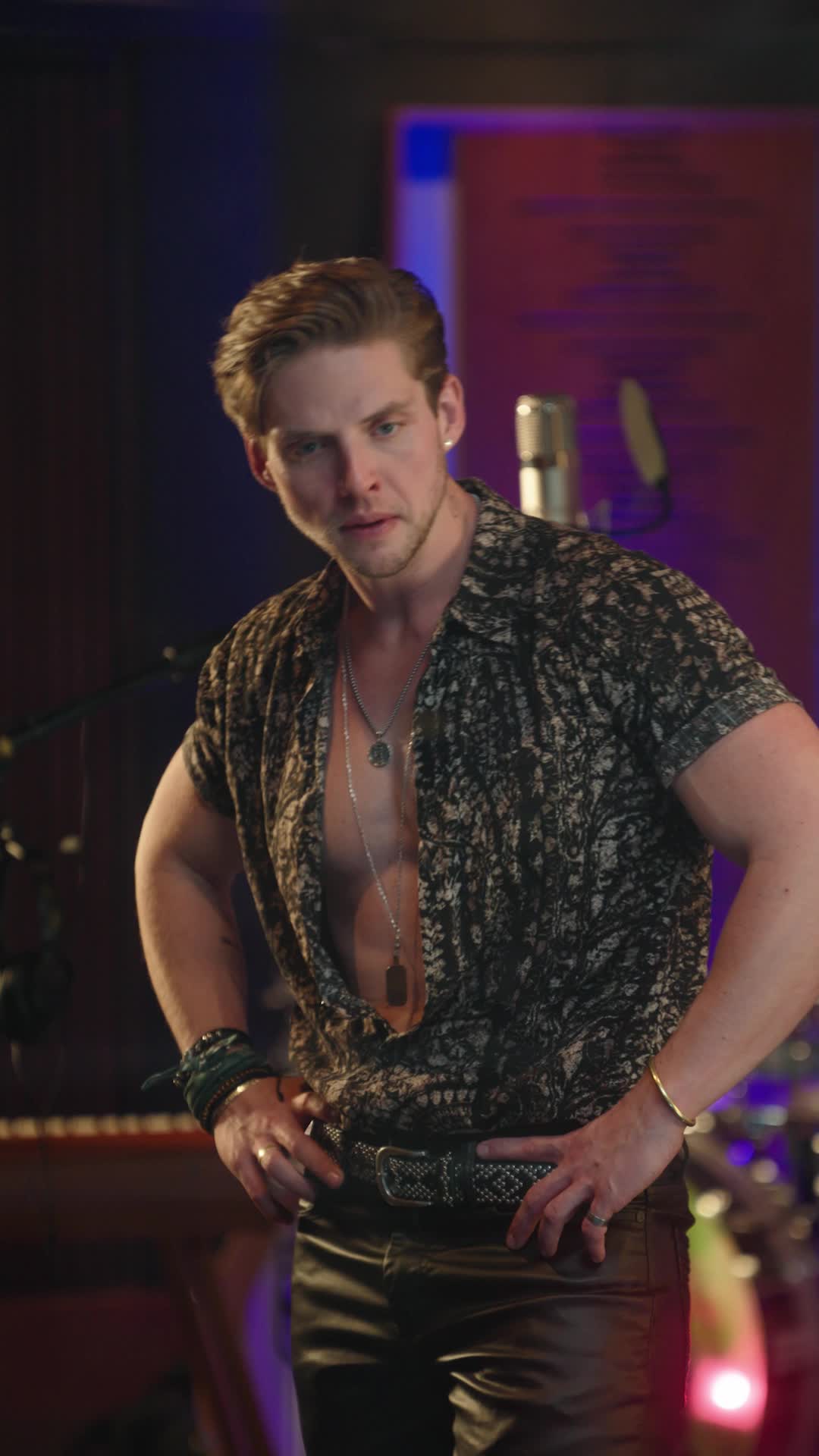 Episódio 32 de Romance nos bastidores com o popstar
