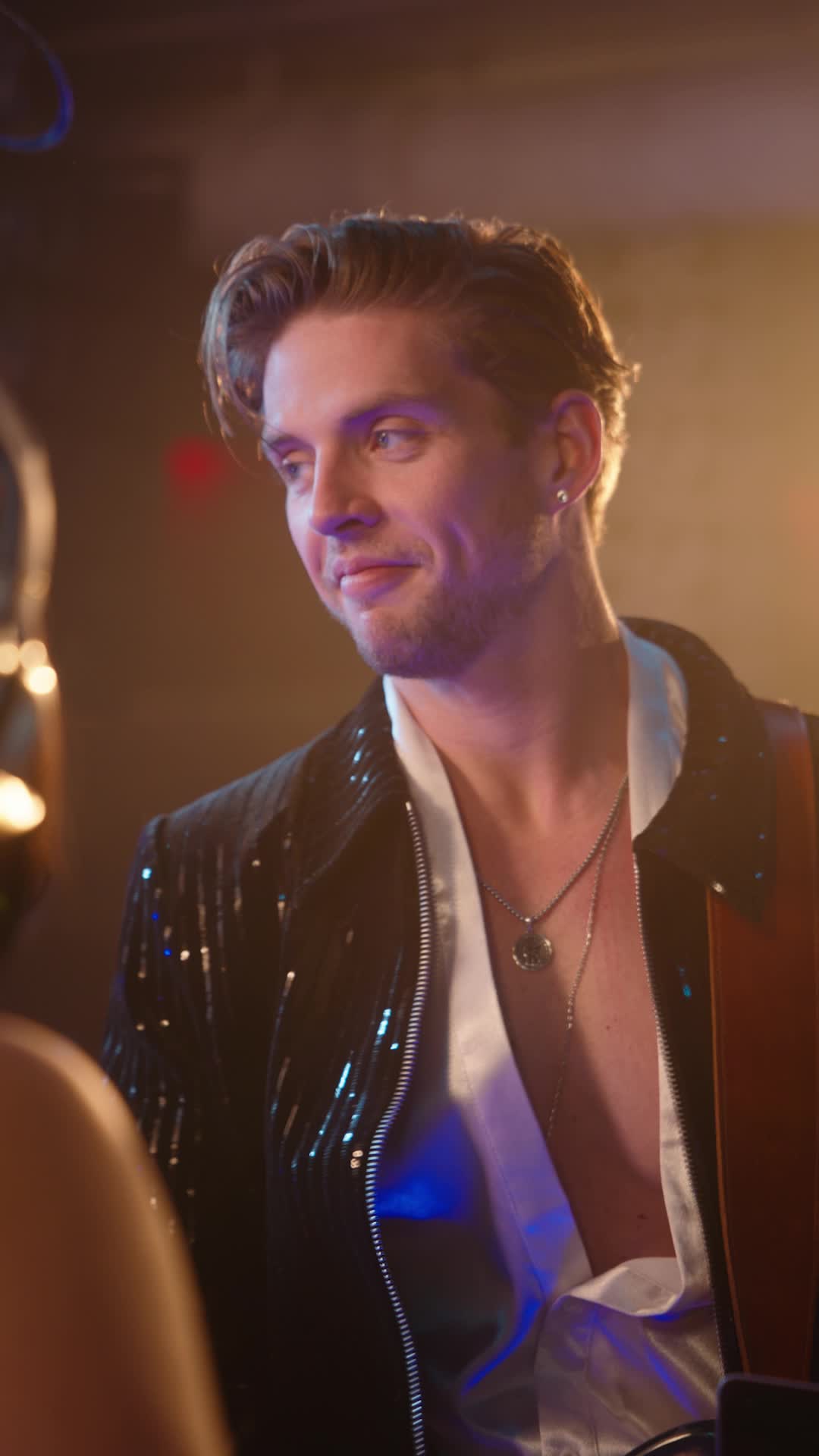 Episódio 60 de Romance nos bastidores com o popstar