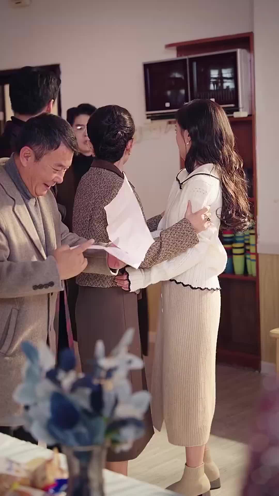 Episódio 75 de Segredos da Gravidez: Meu Marido é Perigoso e Irresistível