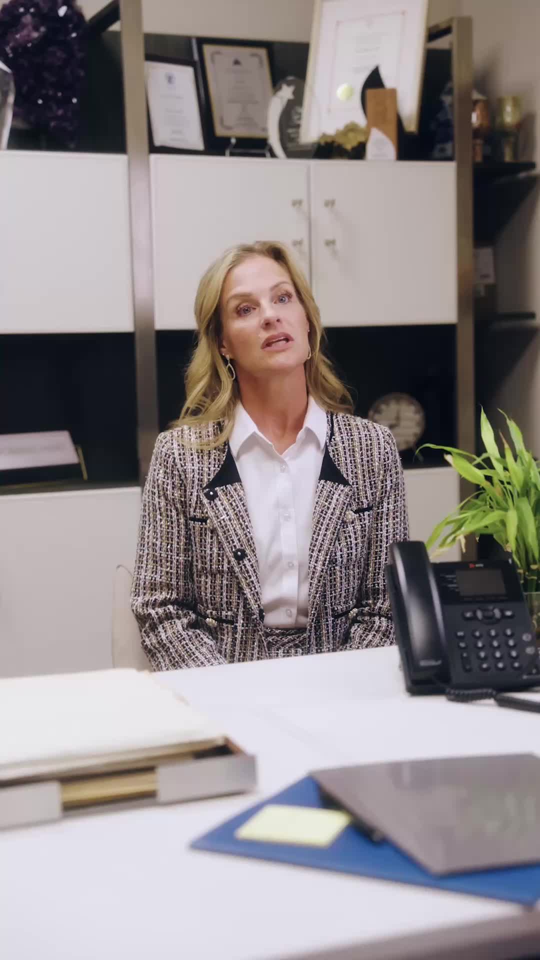 Episódio 28 de Super Padrinho: Minha Ex Me Implora de Joelhos