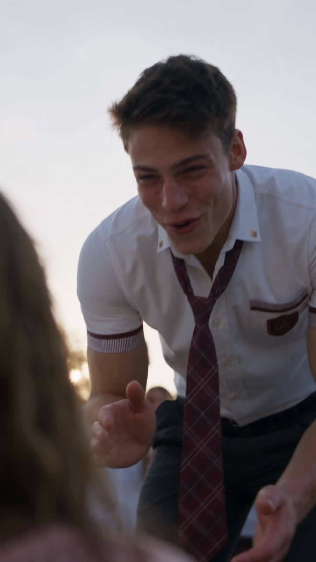 Episódio 11 de Unidos por Carmesim e Prata