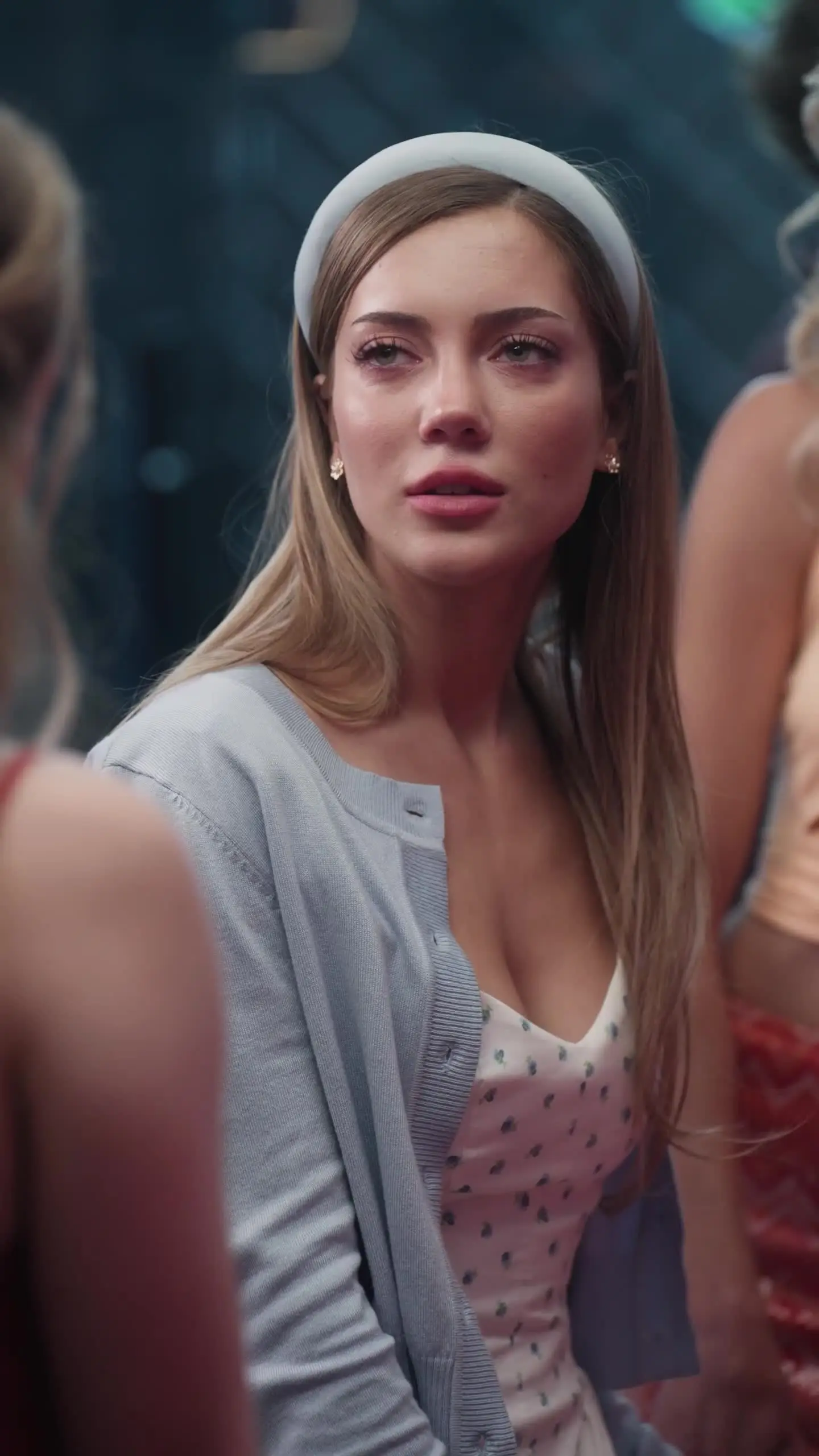 Episódio 9 de Você Foi Substituído, Primeiro Amor